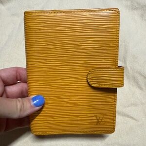 Louis Vuitton small (PM) ring agenda cover in yellow Epi leather